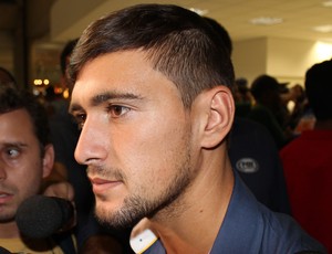 Após empate na estreia, Cruzeiro volta para BH com foco total na Libertadores