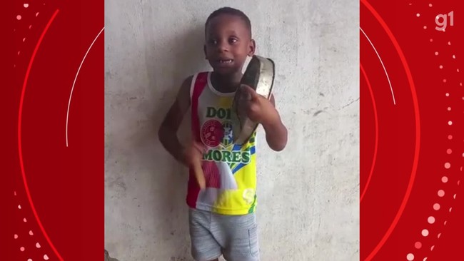 Miguel, autodidata aos 5 anos de idade, sonha em ser ritmista da Beija-Flor