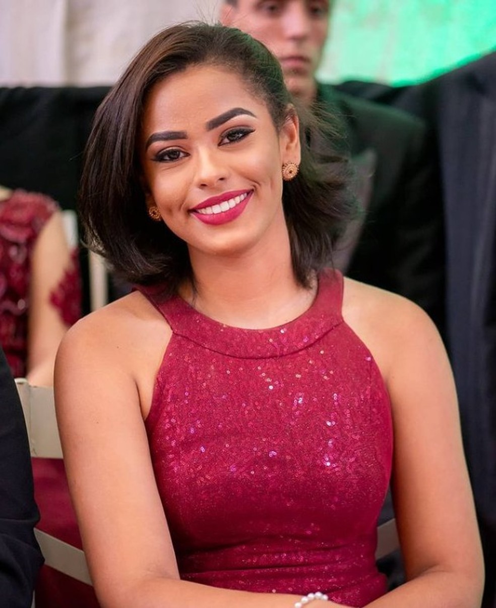 Akenne Moraes tinha 20 anos e morreu em acidente no extremo sul da Bahia — Foto: Reprodução/Redes Sociais