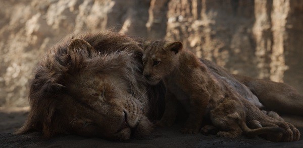 A morte de Mufasa em O Rei Leão (2019) (Foto: Reprodução)