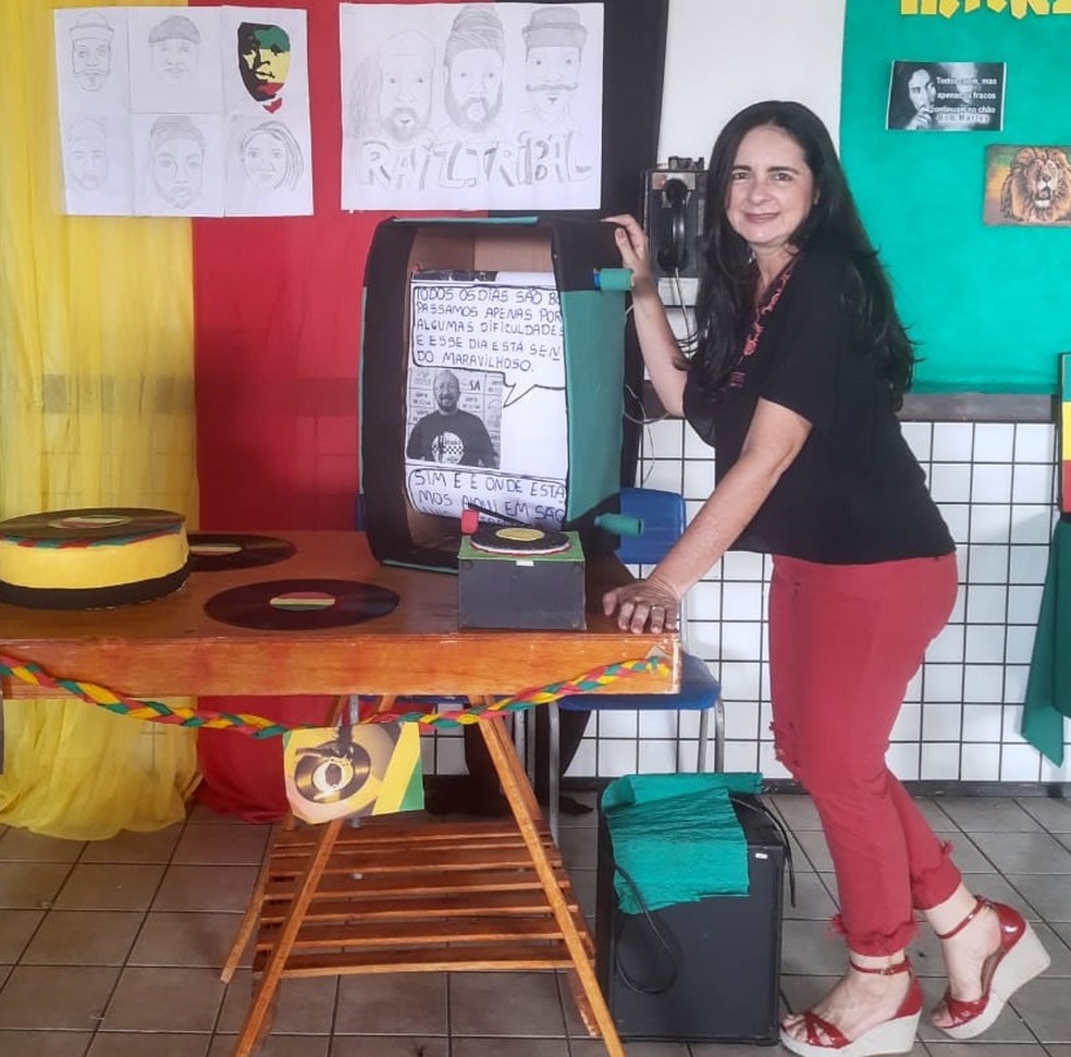 Usando O Reggae Professora Do Maranhao E Finalista No Premio Educador Nota 10 Video Maranhao G1 Cantores jamaicanoroots como eric donaldson,stanley, beckford, honey boy, jimmy london, ken fyfe, owen gray, joe higgs so muito escutados e endeuzados na cidade, que tambm realiza o famoso festival de reggae. educador nota 10