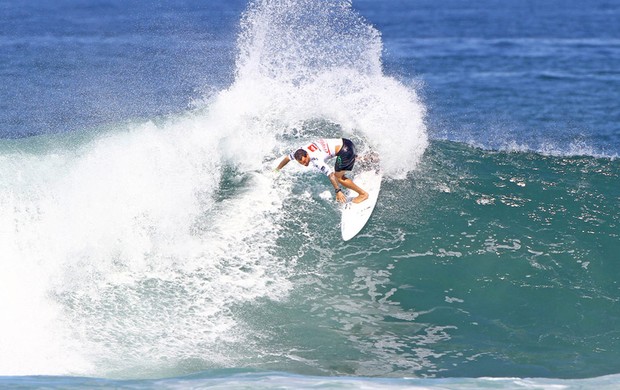 surfe Raoni Monteiro nas oitavas do WQS de Saquarema (Foto: Pedro Monteiro/Adding)