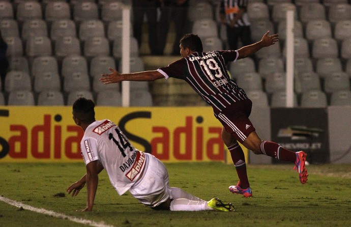 Edson comemora gol do Fluminense (Foto: Nelson Perez/Fluminense FC)