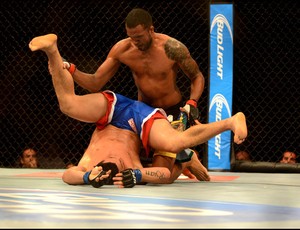 UFC Ednaldo Lula x Francimar Bodão (Foto: André Durão / Globoesporte.com)