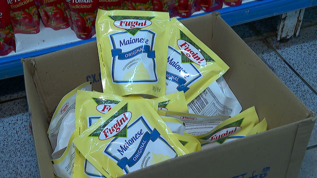 Supermercados começam a recolher maionese da Fugini produzida com corante vencido em SPon março 30, 2023 at 9:31 pm
