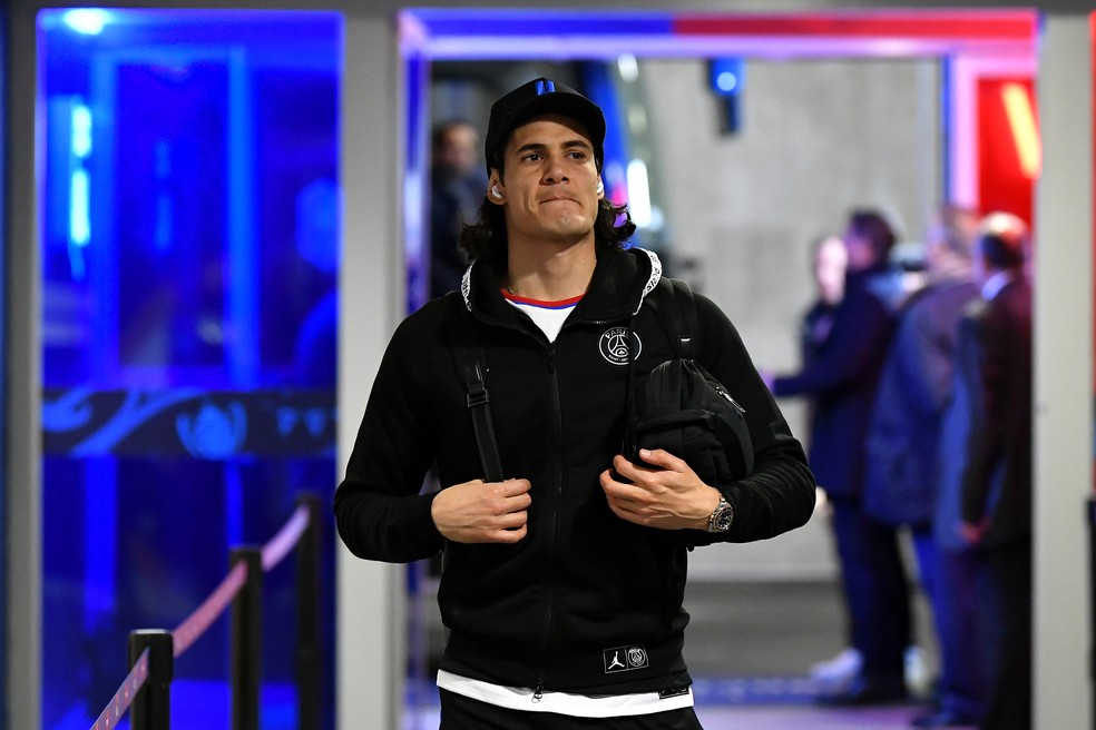 Valores, tempo de contrato e ajuda de parceiros: os detalhes da proposta do Grêmio para Cavani