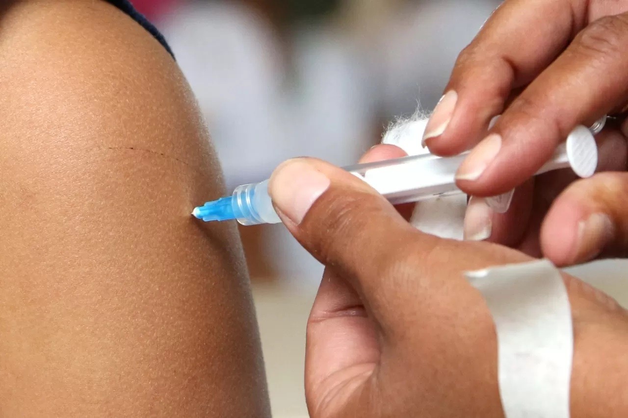 Crianças a partir de 3 anos que moram no Recife podem ser vacinadas contra Covid a partir de sábado; veja locais 