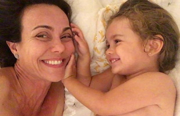 Flávia Monteiro e a filha, Sophia (Foto: Reprodução/Instagram)