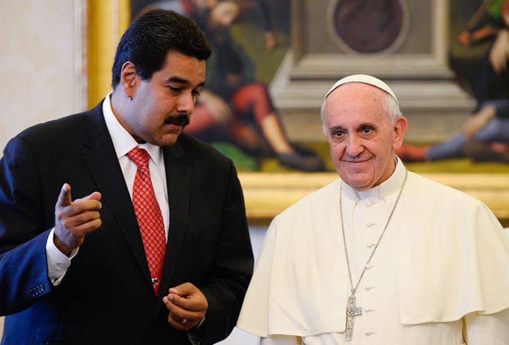Maduro e o Papa Francisco se reúnem no Vaticano — Foto: Andreas Solaro/AFP