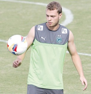 Cedido pelo Grêmio, atacante quer repetir no Goiás passos de colorados
