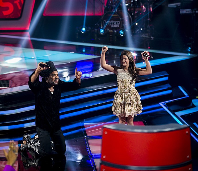 Kaliny Rodrigues comemora aprovação no The Voice Kids (Foto: Isabella Pinheiro/Gshow)