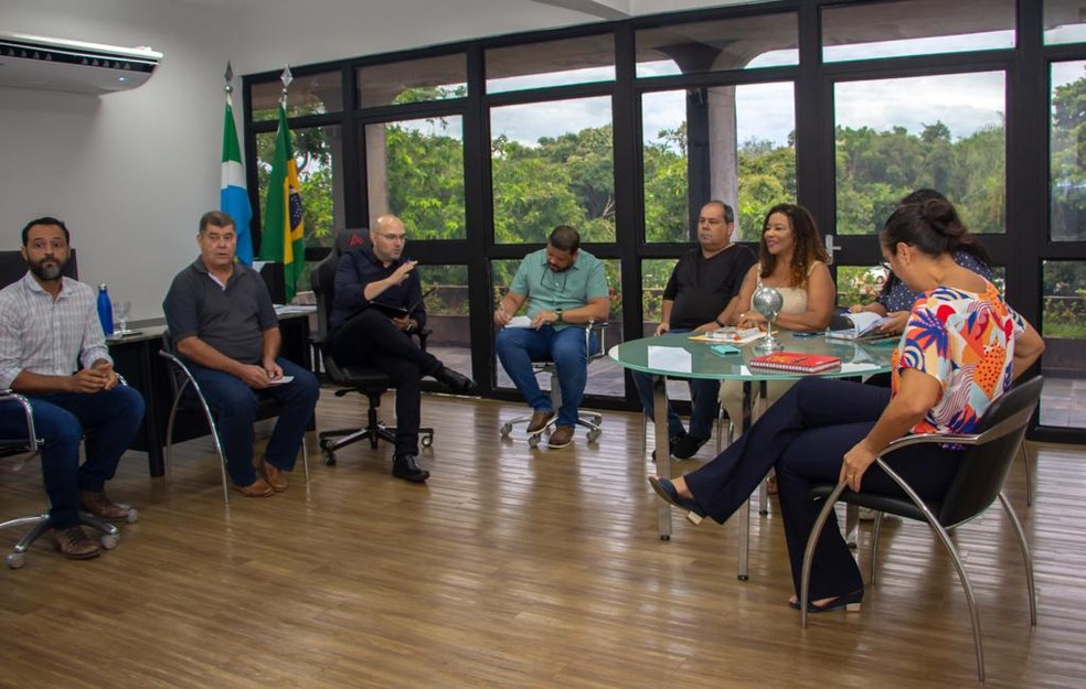 Direção da FETEMS se reúne com Secretários do Estado e equipe técnica para apresentar as reivindicações salariais dos Profissionais em Educação para 2023. — Foto: Reprodução