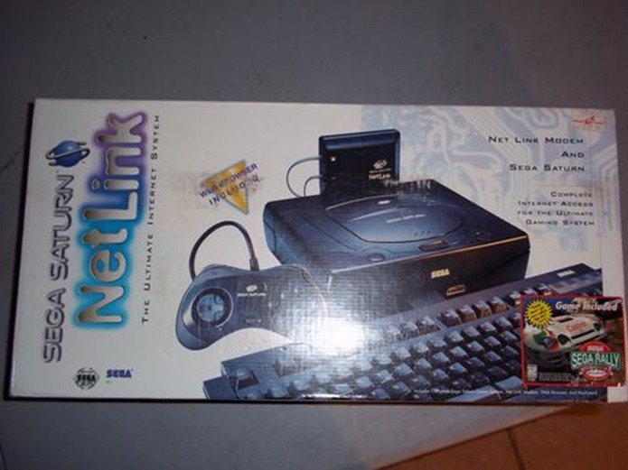 Sistema Netlink permitia navegar na internet e jogar partidas online (Foto: Reprodução: Sega Age)