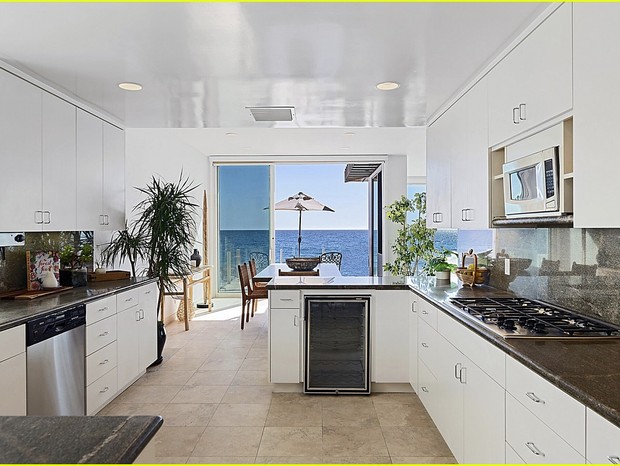 Paris Hilton compra mansão em Malibu (Foto: Reprodução/Redfin)