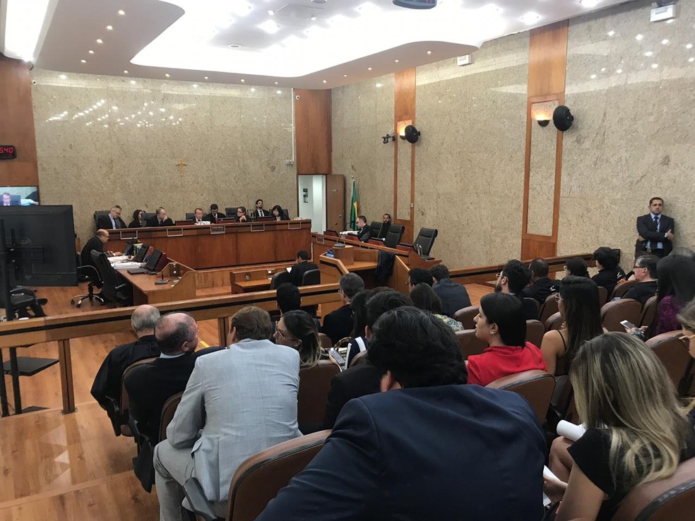 Julgamento dos irmãos Antério e Norberto Mânica no TRF-1, em Brasília — Foto: Maíra Alves/G1
