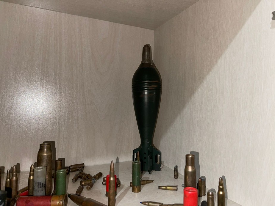 Granada morteiro e munição de uso restrito foram encontradas em residência de funcionário de empresa em Jataí