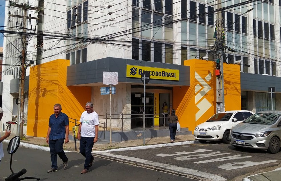 Funcionário de banco de Teresina é preso tentando fugir após furtar mais de R$ 1 milhão de agência