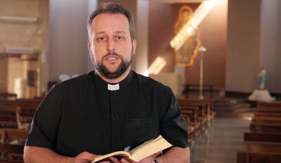 Padre Cássio Augusto, da Paróquia Nossa Senhora da Assunção, em Ceilândia, no DF, morreu vítima da Covid-19 — Foto: Arquidiocese de Brasília/Divulgação
