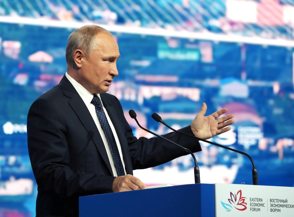 Vladimir Putin durante fÃ³rum econÃ´mico no extremo leste da RÃºssia, em setembro de 2019 â€” Foto: Sputnik/Mikhail Klimentyev/Kremlin/Reuters