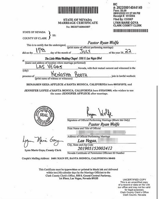 A certidão do casamento de Ben Affleck e Jennifer Lopez (Foto: Reprodução)