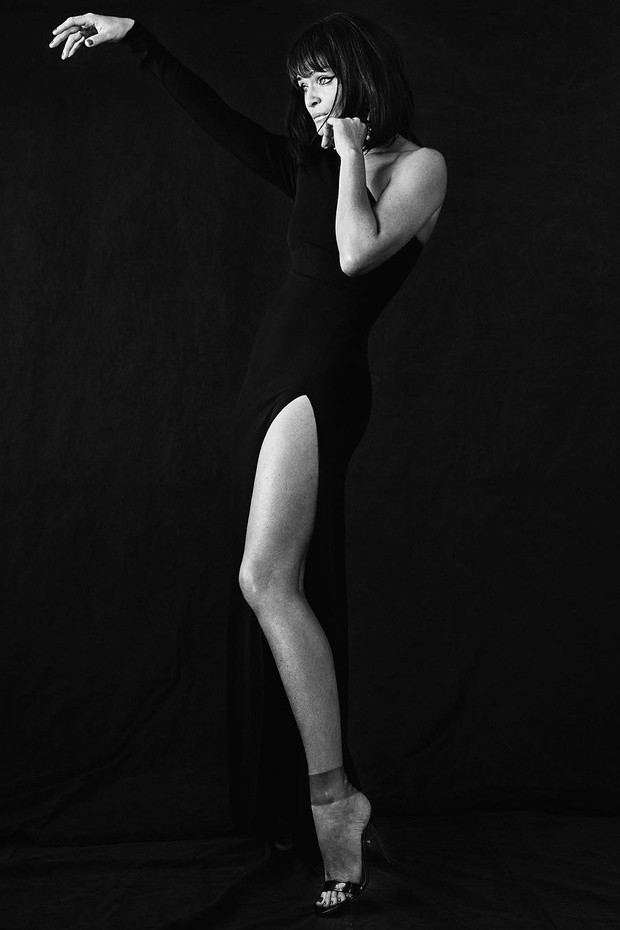 Aos 49 anos, Helena Christensen exibe porção sexy em ensaio (Foto: Reprodução/Instagram)
