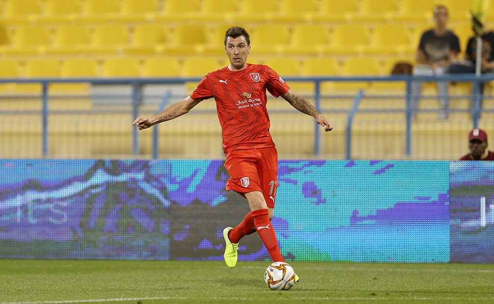 Mandzukic rescinde contrato com o Al Duhail, do Catar — Foto: Divulgação/Al Duhail