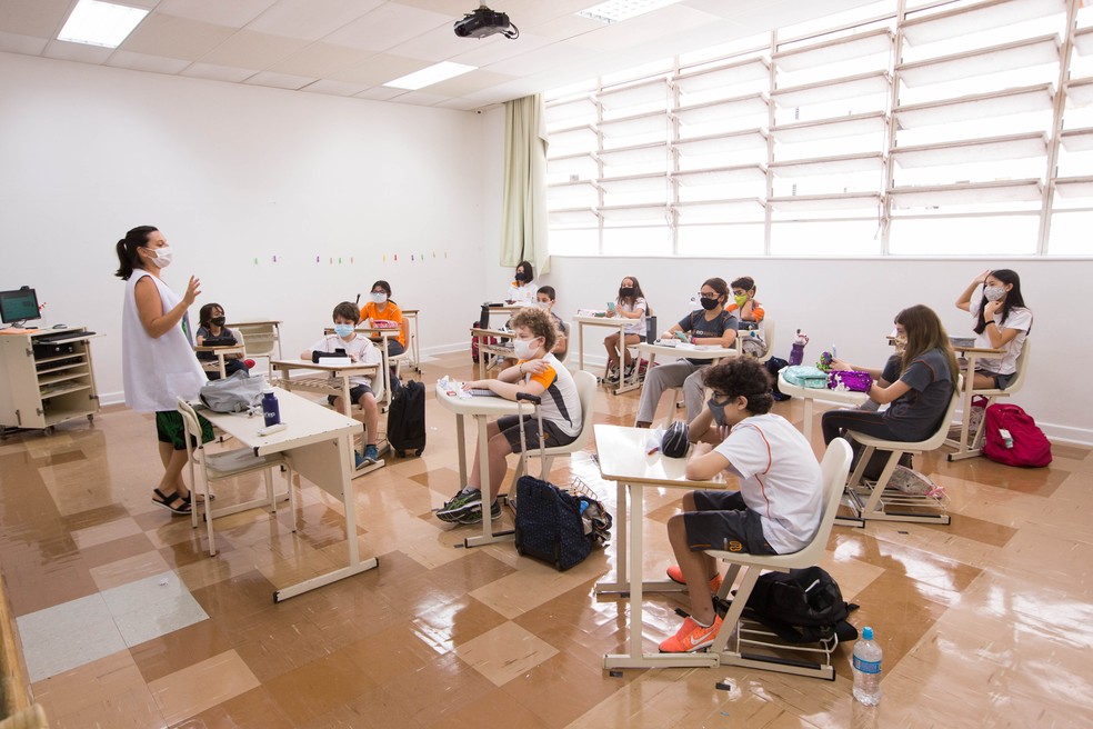 Sala de aula no retorno presencial das aulas no Colgio Rio Branco, escola particular de So Paulo, h uma semana  Foto: TIAGO QUEIROZ/ESTADO CONTEDO