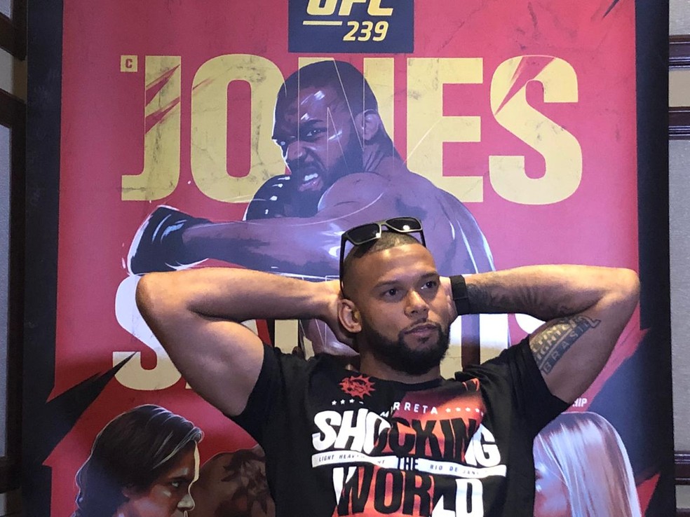 Thiago Marreta disse esperar versão melhor de Jon Jones do que a apresentada na última luta — Foto: Guilherme Roseguini