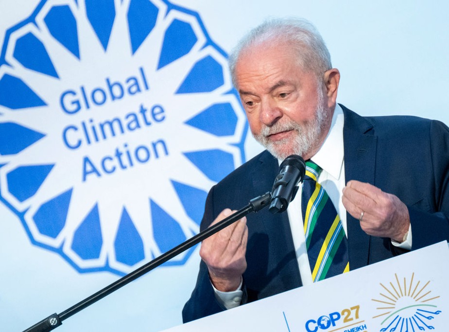 Lula discursa na COP27, reunião de clima da ONU em 2022, no Egito.