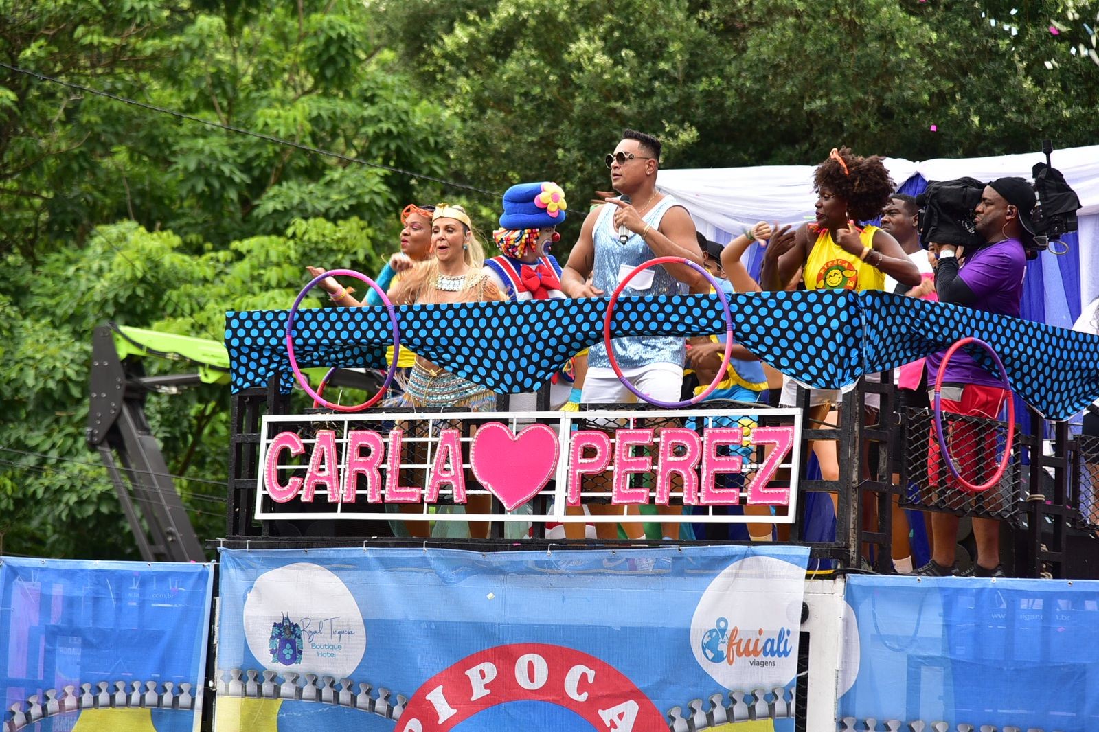 Carla Perez e Xanddy em Salvador  — Foto: Moskow/ Divulgação Fred Pontes