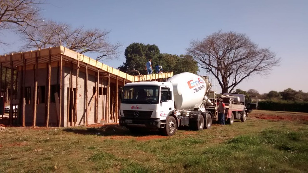 Concretagem da laje da sede do Jardim Bot&acirc;nico de Piracicaba &mdash; Foto: Prefeitura de Piracicaba