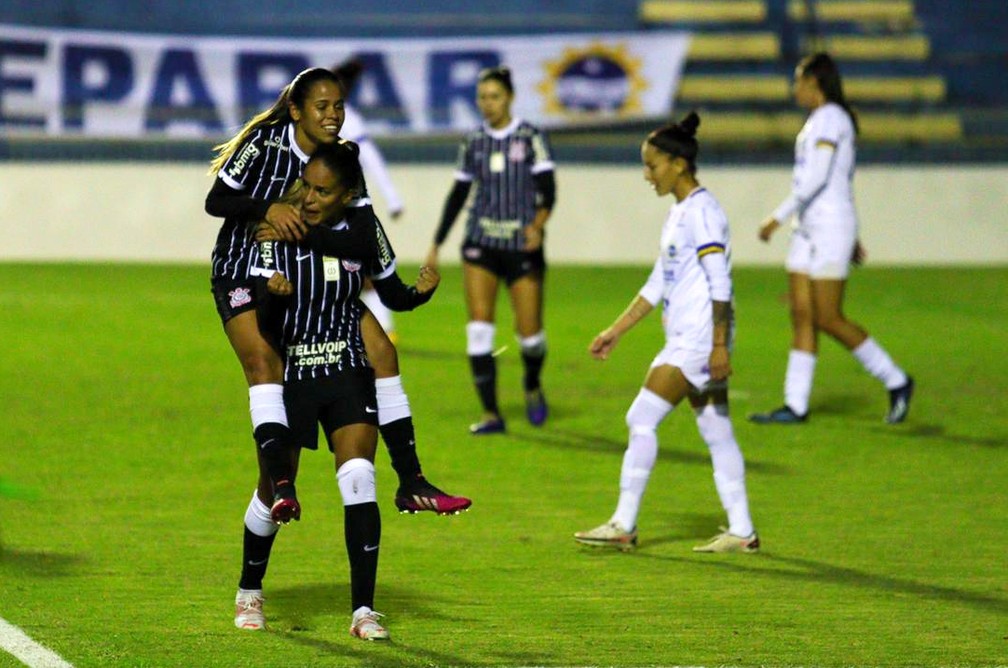 Corinthians lidera o Brasileirão Feminino — Foto: Guilherme Faleiros/Fábrica de momentos