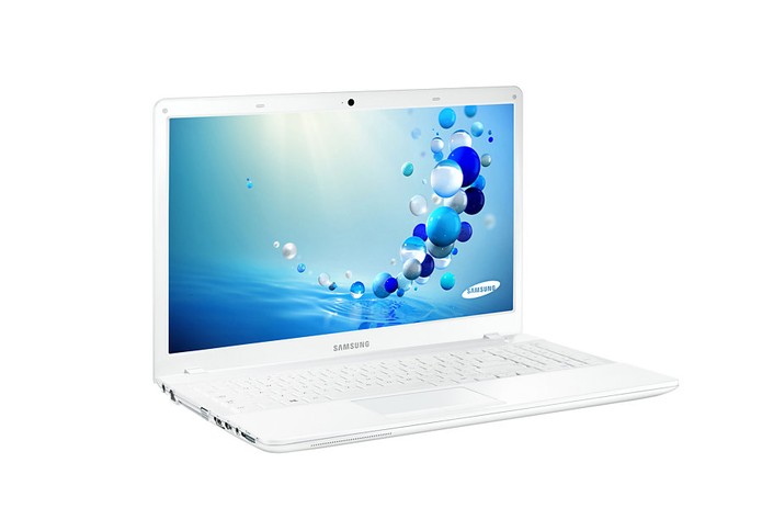 Notebook Samsung ATIV Book 2.4 vem com Intel Core i3 (Foto: Divulga??o/Samsung)