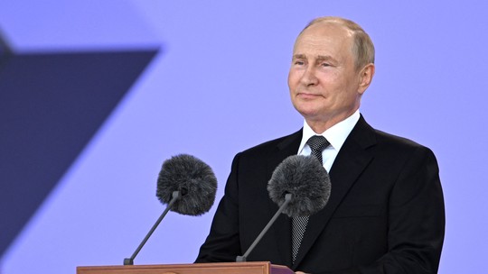 Putin visita a Crimeia no dia do nono aniversário de anexação da península ucraniana 