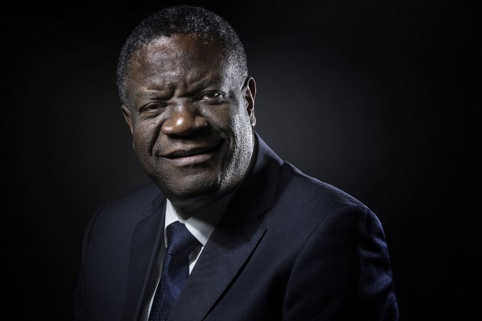 Ginecologista congolÃªs Denis Mukwege, em imagem de arquivo de 24 de outubro de 2016 â€” Foto: Joel Saget / AFP