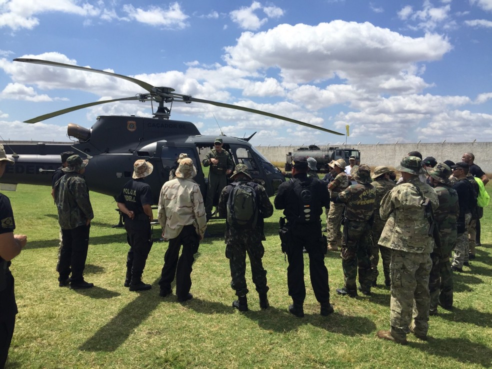 Mais de 40 policiais, entre federais e militares, trabalharam na operação (Foto: Divulgação/PF)