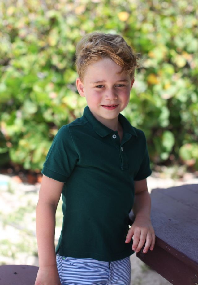 Príncipe George com 6 anos (Foto: Reprodução/Instagram @dukeandduchessofcambridge / Palácio de Kensington)