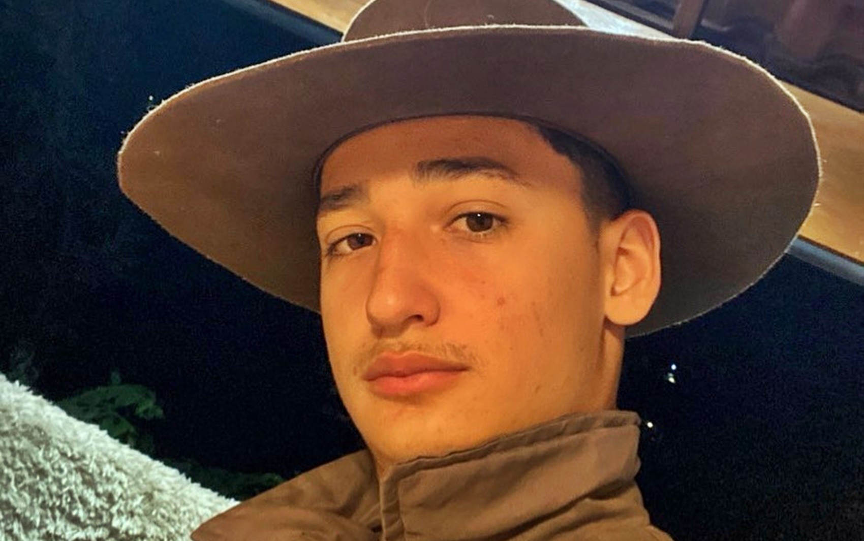 Jovem que matou adolescente a facadas dentro de van é preso em Lavras, MG