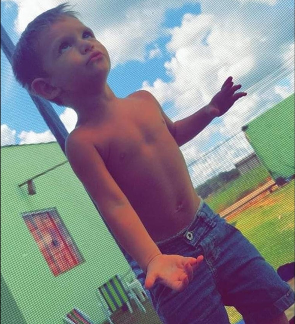 Jefferson Miguel Mann de Almeida, de 4 anos, morreu após ser esfaqueado — Foto: Reprodução