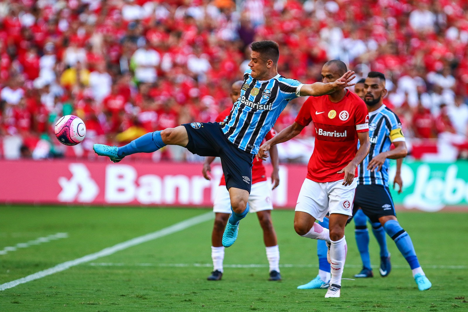 Grêmio e Inter convivem com mesmas dúvidas para o Gre-Nal
