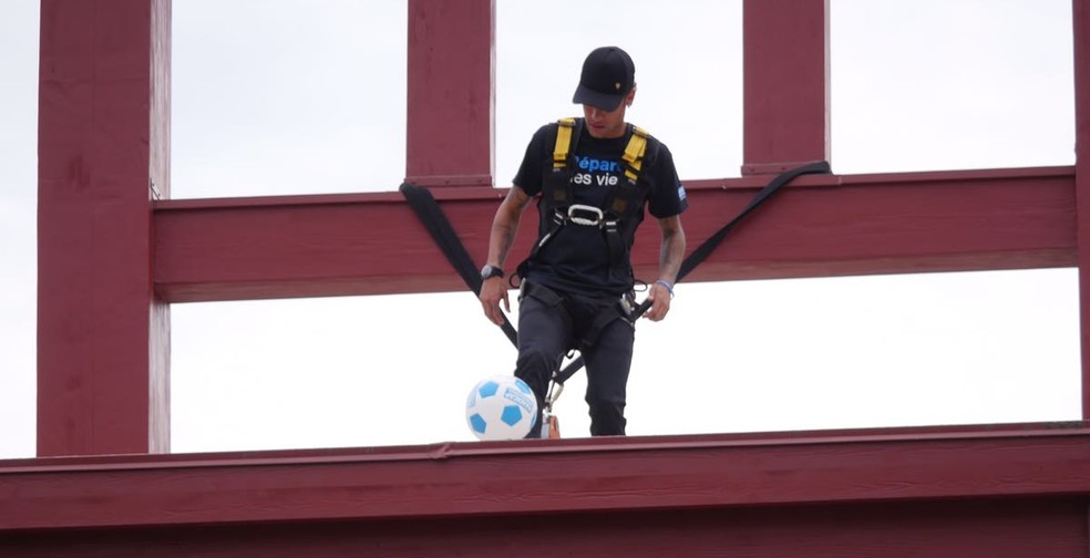 Neymar é o novo embaixador da ONG Handicap International em Genebra (Foto: Gil Araujo)