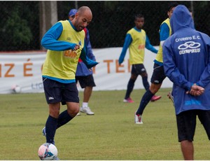 Bruno Rodrigo fará dupla com Paulão no Cruzeiro (Foto: Washington Alves / Vipcomm)