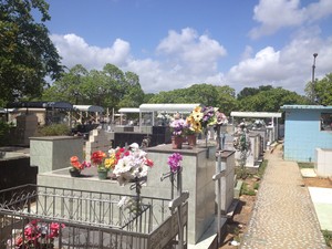 Recadastramento de lotes dos 3 cemitérios de Macapá encerra nesta sexta-feira (19) (Foto: Fabiana Figueiredo/G1)