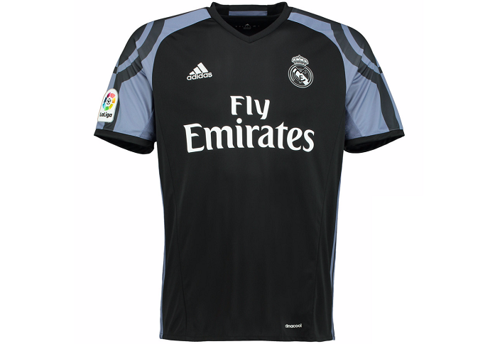 Real Madrid apresenta coleção de uniformes de viagem em parceria