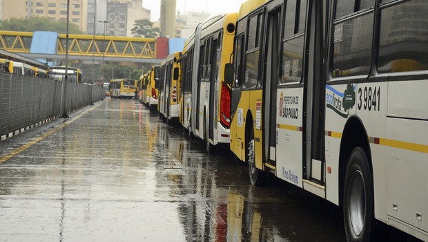 Transporte público ; ônibus em São Paulo ; cobradores e motoristas ;  (Foto: Rovena Rosa/Agência Brasil)