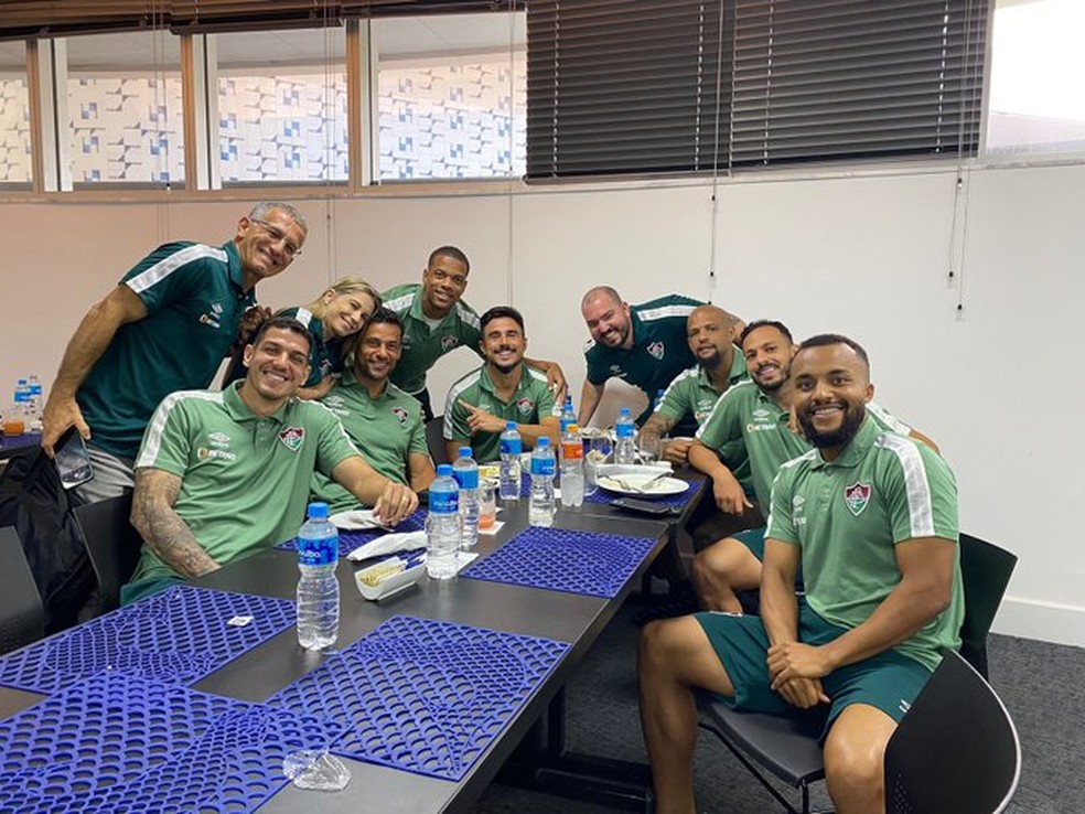 Fred em seu último almoço na concentração com o elenco do Fluminense — Foto: Fluminense