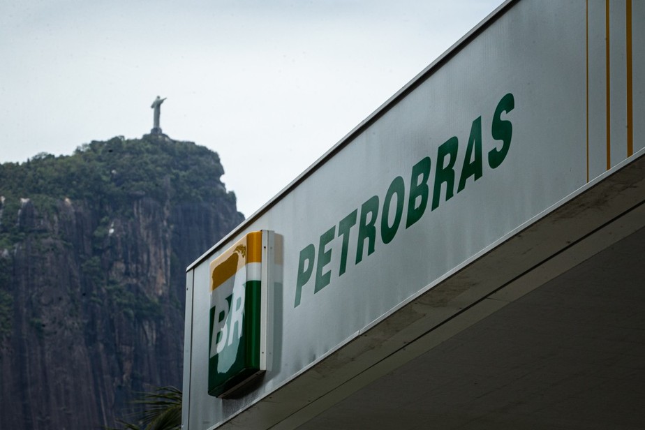 Marcas dos cariocas: Os postos da Petrobras são os prefeirods do carioca