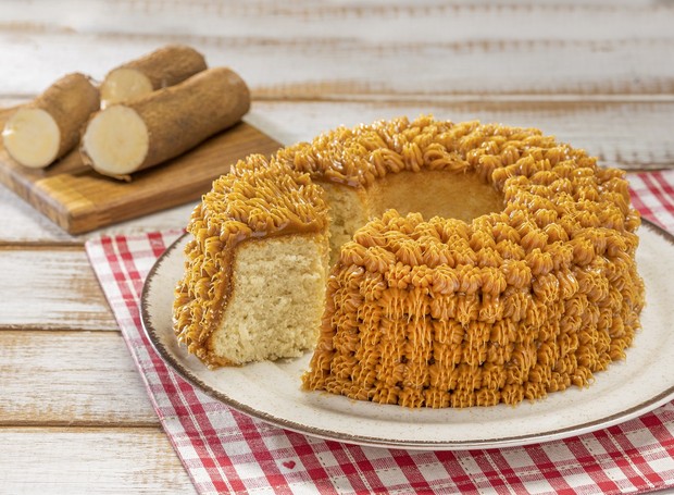 Bolo de Aniversário Feminino: 40 receitas para arrasar!