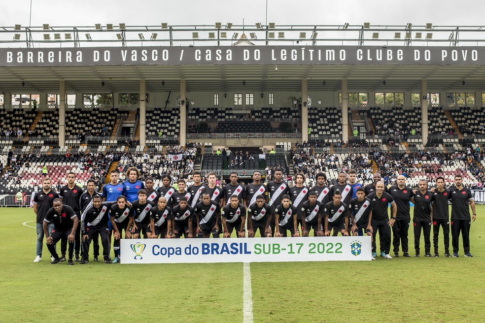 Vasco foi vice-campeão da Copa do Brasil sub-17 — Foto: Daniel Ramalho / Vasco