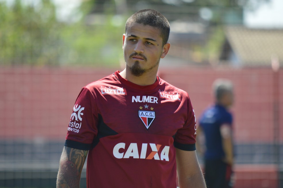 Com Walter suspenso, Alison é escolhido para enfrentar o 